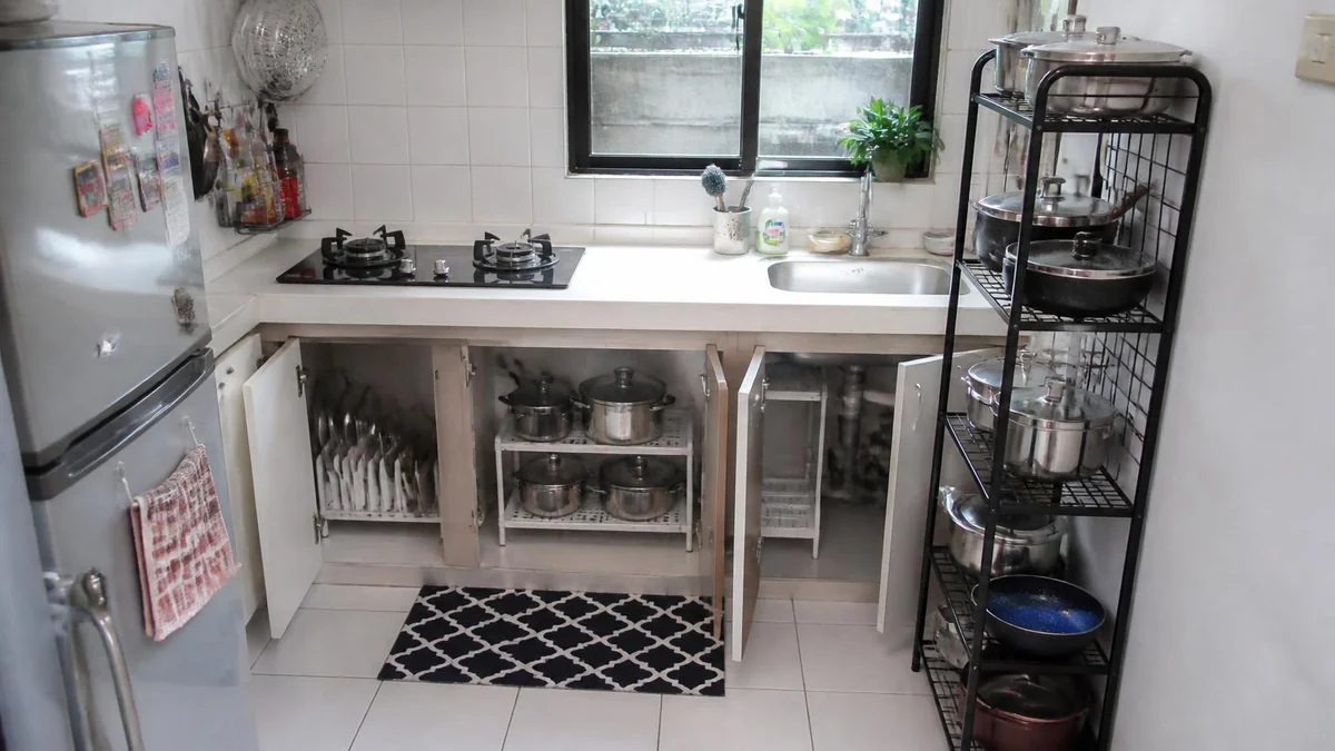 Contoh penataan untuk beberapa tipe dapur kecil