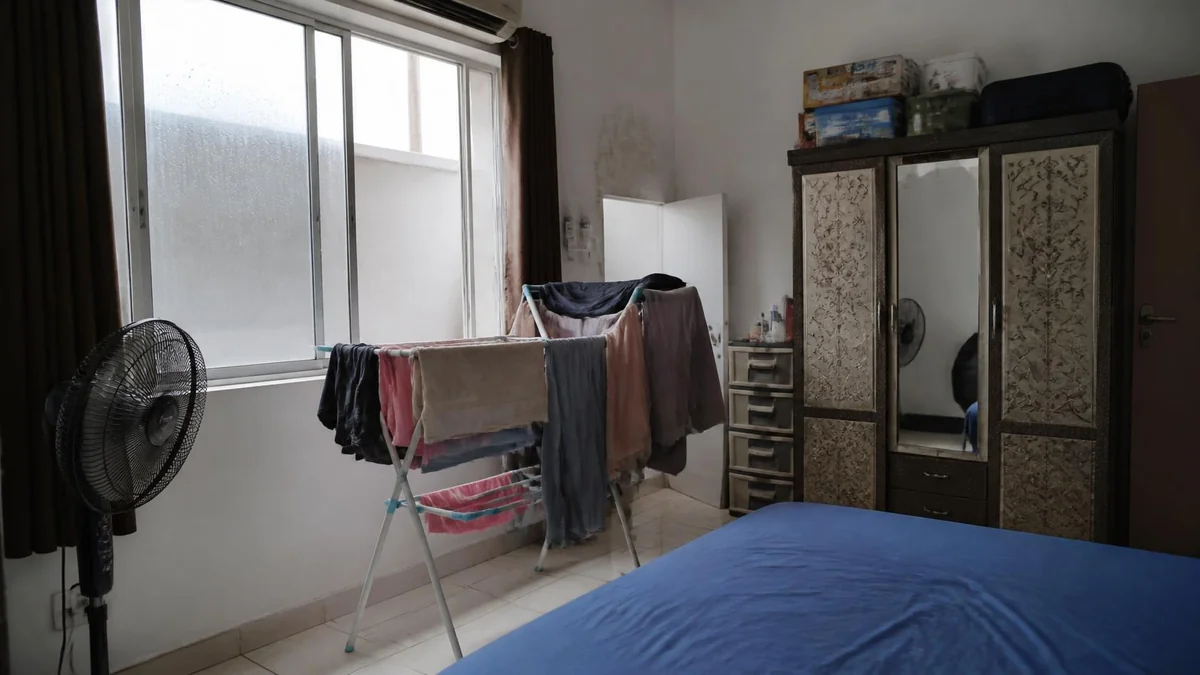 Kalau kamar terasa lengket, periksa kelembapan